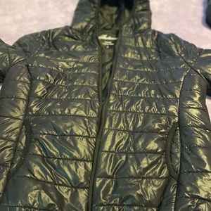 Black puffer coat womens large